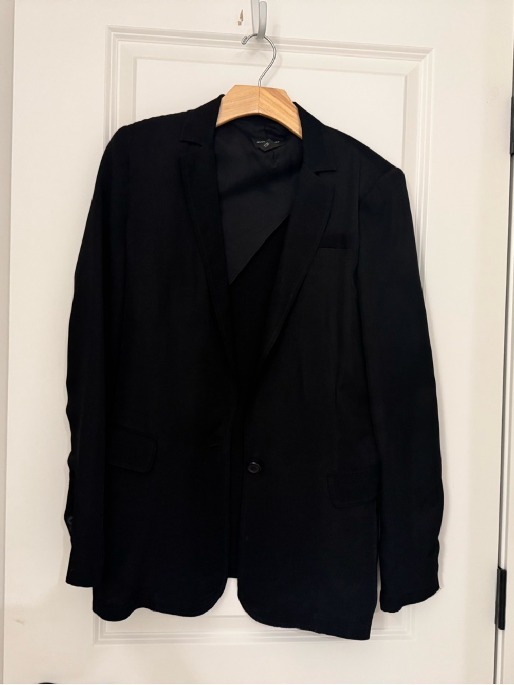Club Monaco Soft Black Blazer - Classic Single-Breasted Suit Jacket size 4